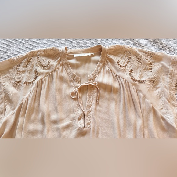ASTR The Label Embroidered Cream Lace Detail Top Flowy Blouse - Picture 9 of 16